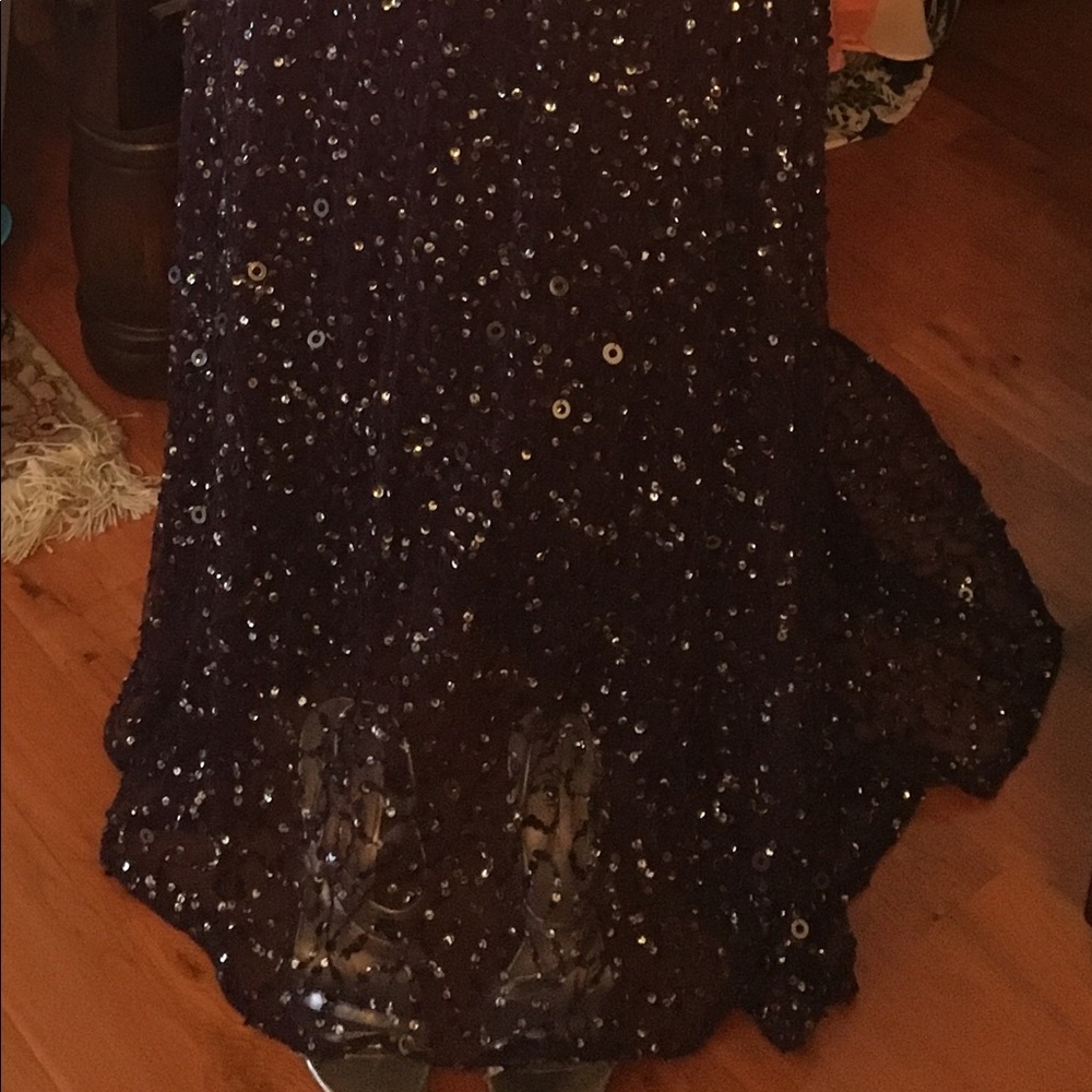 Evening Gown - Picture 2 of 11